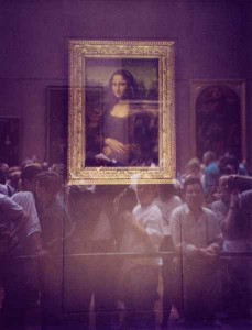 la-gioconda-tras-el-cristal-protector